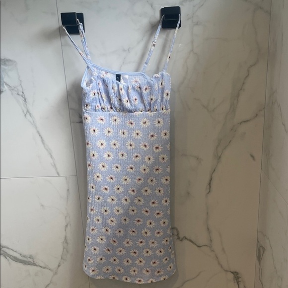 H&M Divided Light Blue Textured Top - Picture 1 of 4